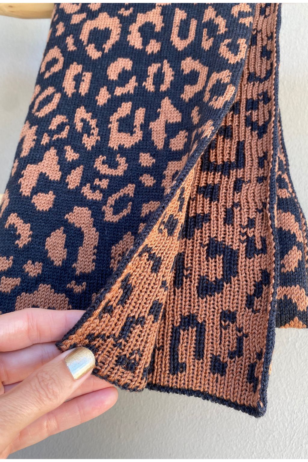 Leopard print scarf